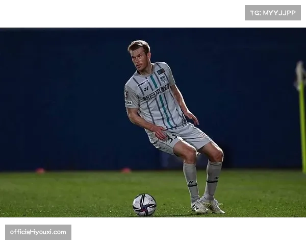 大阪钢巴2-1逆转福冈黄蜂 主场取胜摆脱降级区压力